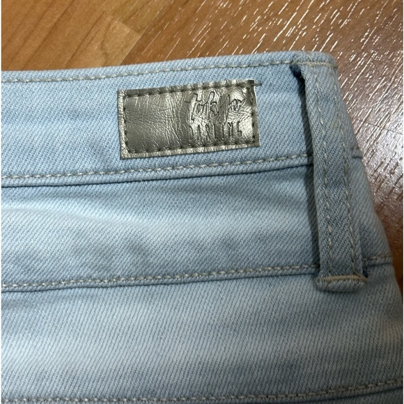 High waisted jean shorts - Picture 5 of 9